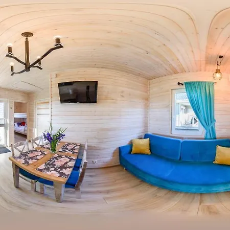 Nad Rozlewiskiem De Lux Basen Podgrzewany, Malpi Gaj- 4 Pietrowy W Swietlicy 160m2, Tyrolka-dla Dzieci, Rowery, Ognisko Sarbinowo