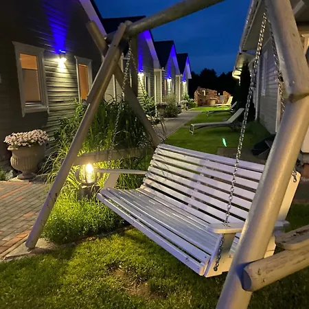 Casa de Férias Nad Rozlewiskiem De Lux Basen Podgrzewany, Malpi Gaj- 4 Pietrowy W Swietlicy 160m2, Tyrolka-dla Dzieci, Rowery, Ognisko