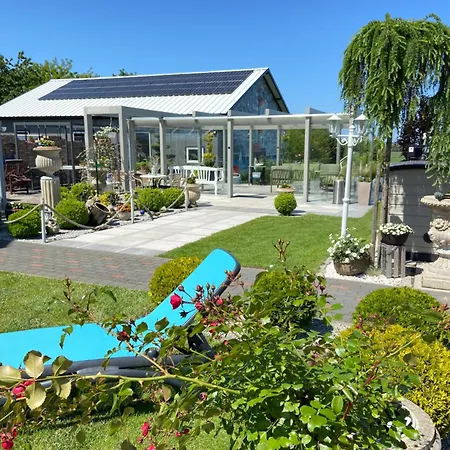 Domki Nad Rozlewiskiem De Lux Sarbinowo Basen Podgrzewany, Malpi Gaj- 4 Pietrowy W Swietlicy 160M2, Tyrolka-Dla Dzieci, Rowery, Ognisko Prázdninový dům