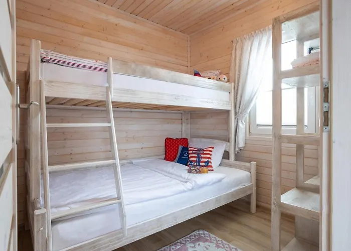 Ferienhaus Nad Rozlewiskiem Basen, Malpi Gaj W Swietlicy - Wszystko Dla Dzieci